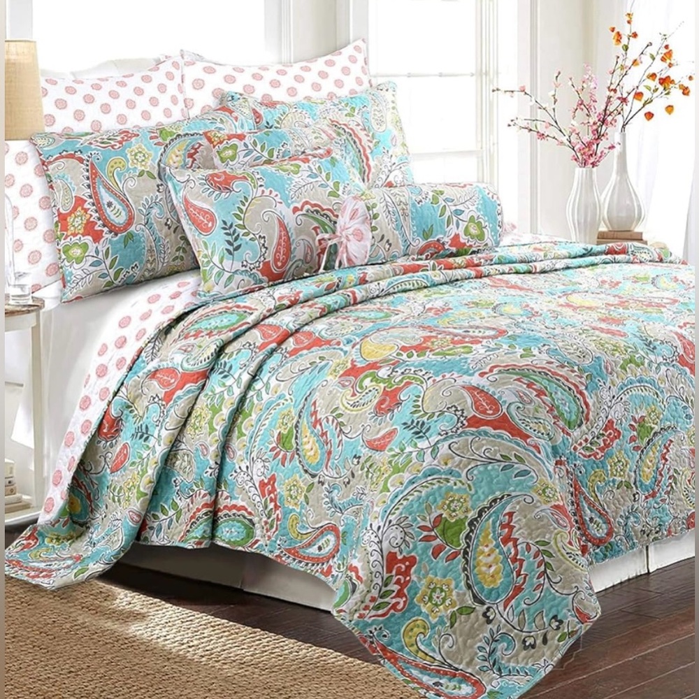 Colorful Mirage Paisley Quilted Comforter Set